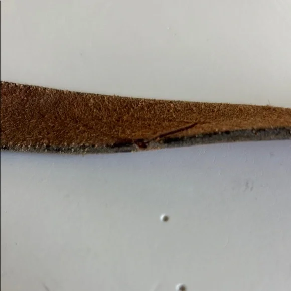 🍀Handmade Elegant Leather Brown Crossbody Bag with Floral Accents - Picture 6 of 6